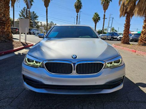 Used 2019 BMW 530i image 2