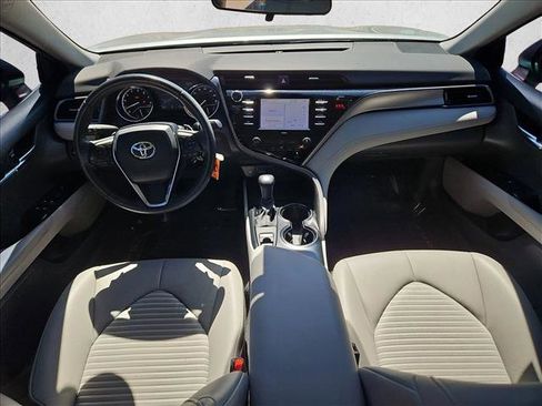Used 2020 Toyota Camry SE AWD/4WD image 16