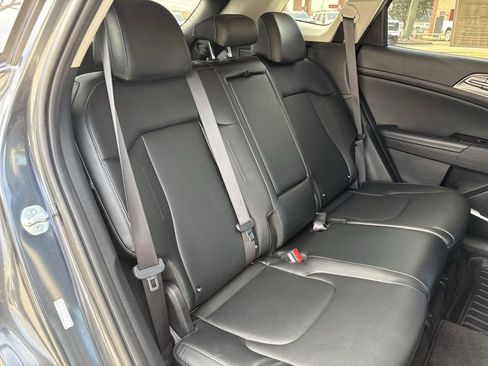 Used 2023 Kia Sportage EX image 22