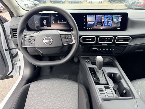 New 2026 Nissan Sentra SV w/ Floor Mat Package FWD image 15