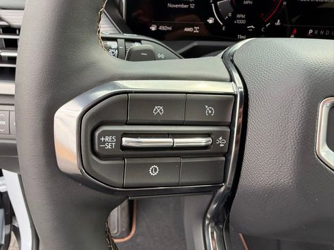 New 2026 GMC Acadia AT4 image 27