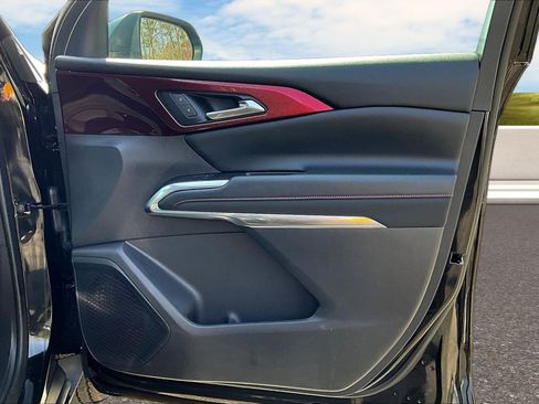 Used 2024 Chevrolet Traverse Z71 w/ LPO, Floor Liner Package image 20