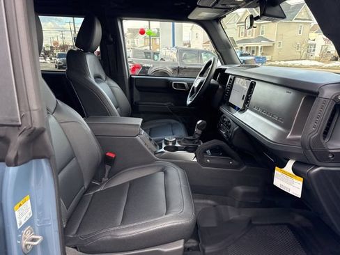 New 2025 Ford Bronco Badlands w/ Sasquatch Package AWD/4WD image 36
