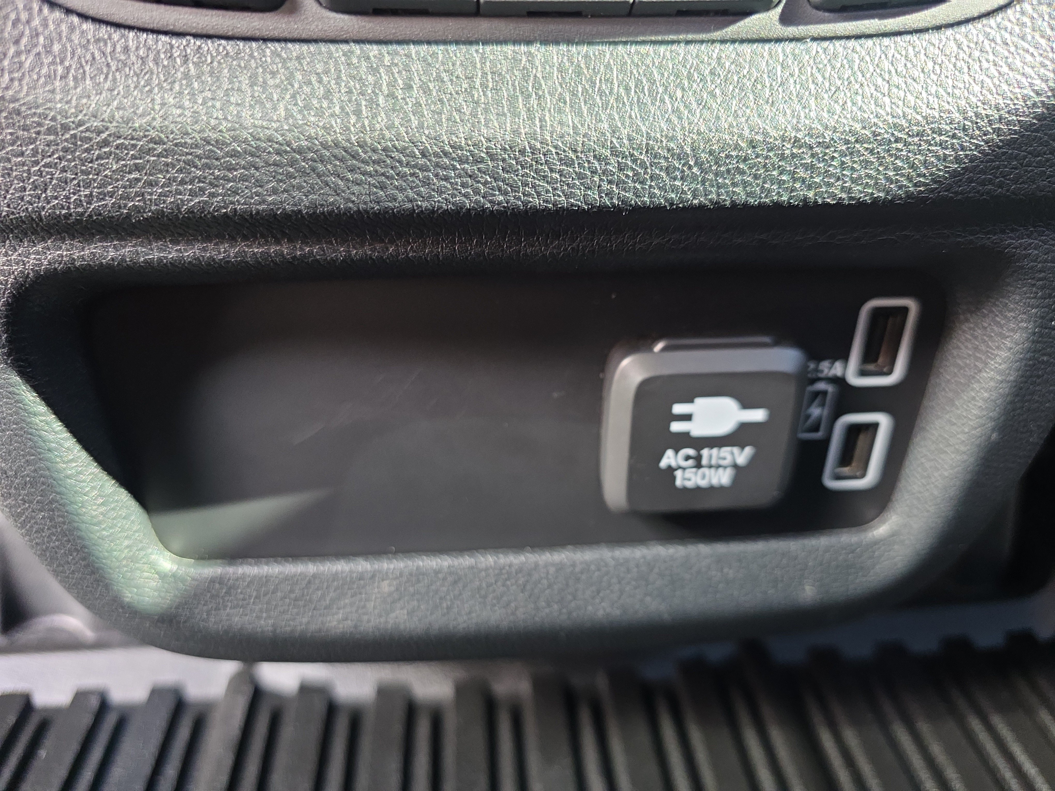 Used 2023 Honda Passport Elite image 14