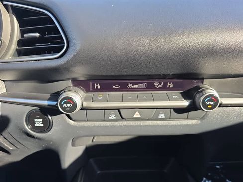 Used 2023 MAZDA CX-30 AWD 2.5 S w/ Select Package image 17