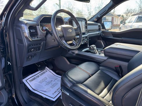 Used 2021 Ford F150 Platinum image 11