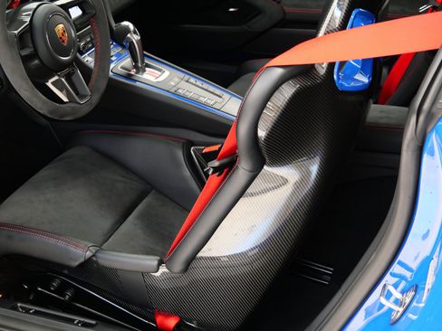 Used 2019 Porsche 911 GT2 RS RWD image 27