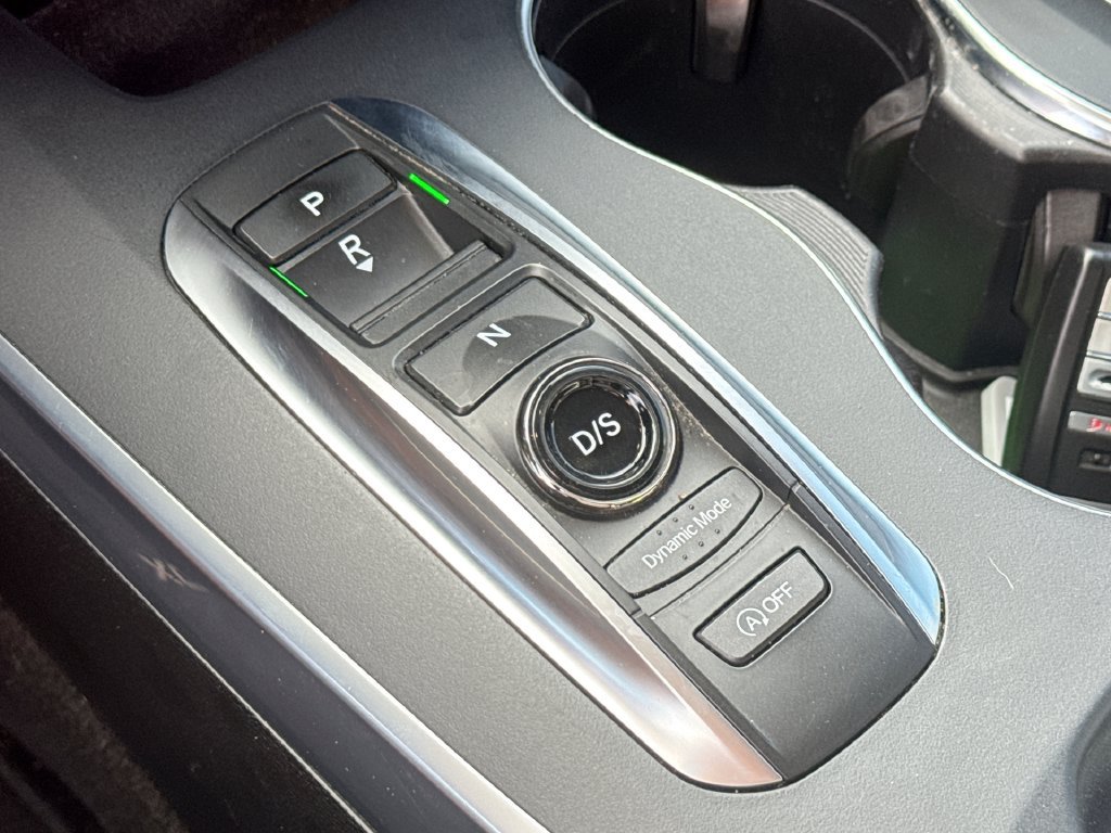 Used 2020 Acura MDX FWD image 16