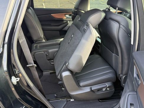 Used 2022 Acura MDX SH-AWD image 30