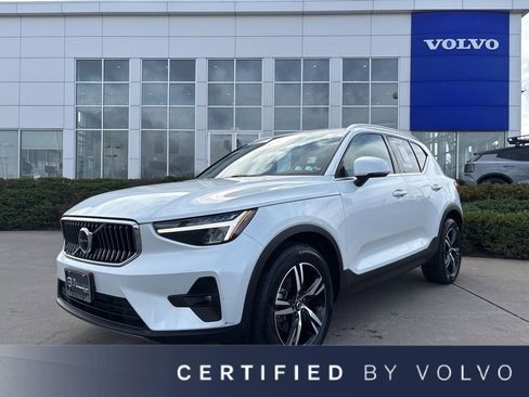 Certified 2023 Volvo XC40 B5 Plus w/ Protection Package AWD/4WD image 1
