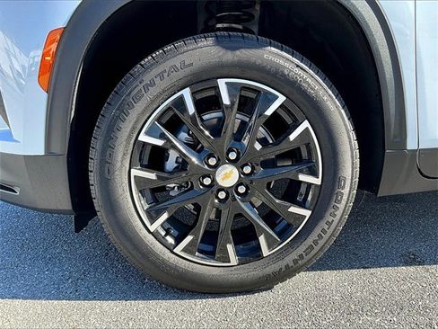 New 2026 Chevrolet Traverse LT w/ Sun and Wheel Package image 7