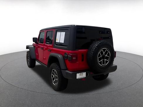 Used 2025 Jeep Wrangler Unlimited Rubicon AWD/4WD image 10