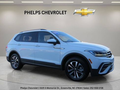 Used 2023 Volkswagen Tiguan S FWD image 9