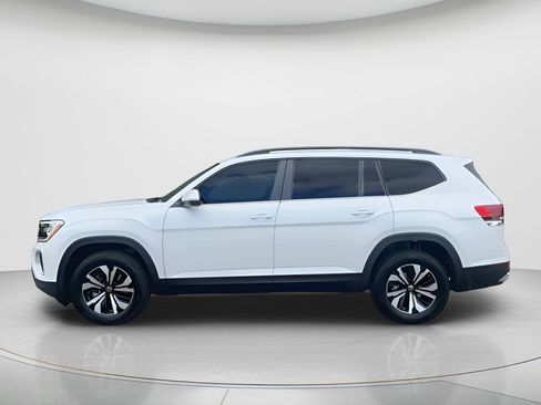New 2026 Volkswagen Atlas SE FWD image 5