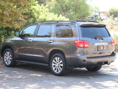 Used 2013 Toyota Sequoia Limited AWD/4WD image 4