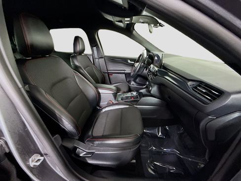 Used 2026 Ford Escape ST-Line image 29