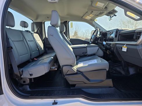 New 2026 Ford F550 4x4 Supercab Super Duty image 34