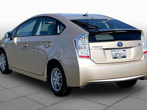 Used 2011 Toyota Prius Three w/ Navigation Pkg FWD image 11