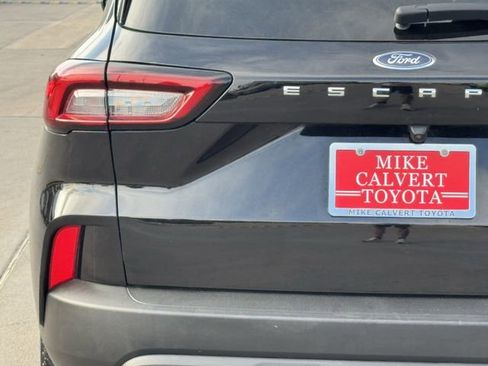 Used 2025 Ford Escape ST-Line image 10