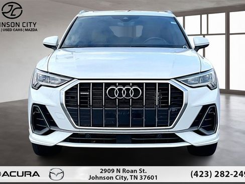 Used 2022 Audi Q3 2.0T Premium Plus w/ Premium Plus Package image 3