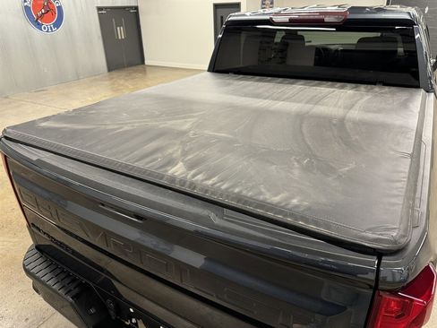 Used 2021 Chevrolet Silverado 1500 Custom image 13