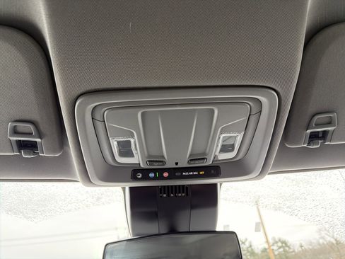 Used 2023 Chevrolet Silverado 1500 RST image 18