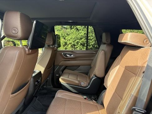 Certified 2023 Chevrolet Tahoe High Country w/ Advanced Technology Package image 20