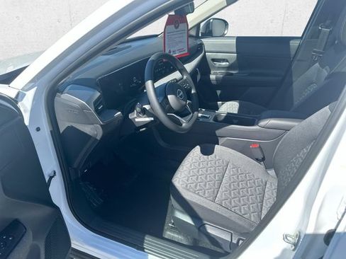 New 2026 Nissan Kicks SV w/ SV Premium Package AWD/4WD image 12