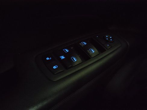 Used 2022 Jeep Grand Cherokee Laredo X AWD/4WD image 27