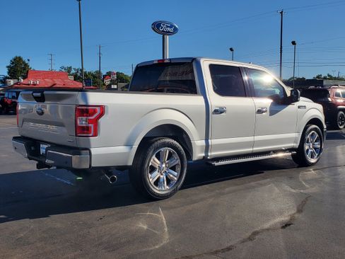 Used 2018 Ford F150 XLT w/ Equipment Group 302A Luxury RWD image 4