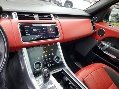Used 2020 Land Rover Range Rover Sport HSE Dynamic image 24