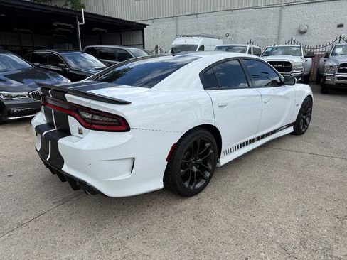 Used 2020 Dodge Charger Scat Pack RWD image 7