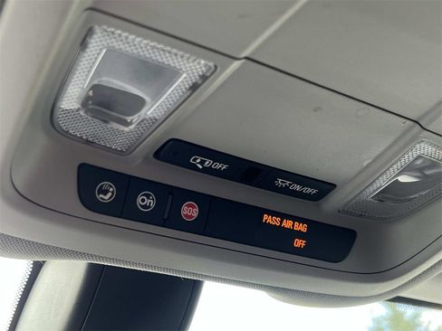 Certified 2019 GMC Terrain SLE w/ Driver Convenience Package image 26