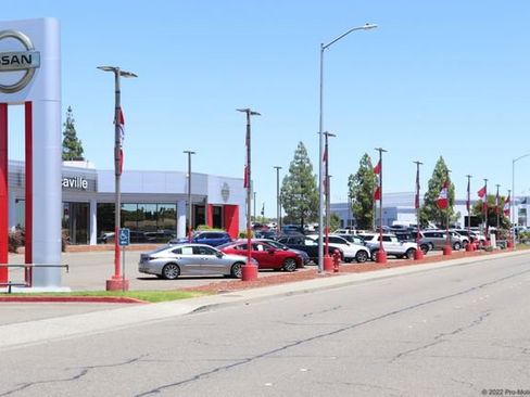 Used 2020 Jaguar XF Prestige image 37