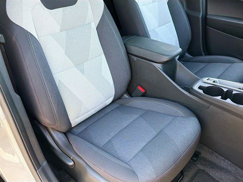 Used 2025 Chevrolet Trax RS w/ Driver Confidence Package FWD image 19