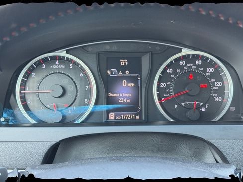 Used 2016 Toyota Camry SE FWD image 14