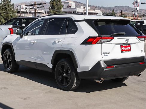 Certified 2025 Toyota RAV4 XLE AWD/4WD image 5