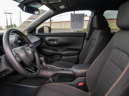 Used 2026 Honda HR-V Sport image 12