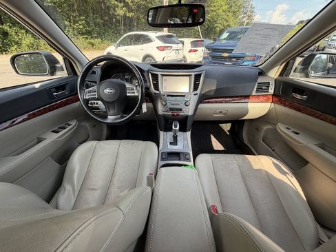 Used 2012 Subaru Outback 2.5i Limited AWD/4WD image 14