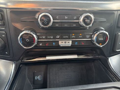 Used 2022 Ford F150 Lariat w/ Equipment Group 502A High image 60