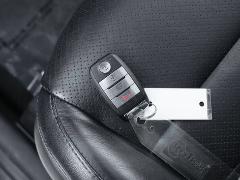 Used 2020 Kia Sorento EX FWD image 45