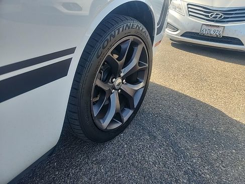 Used 2017 Dodge Challenger SXT image 16