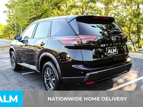 Used 2024 Nissan Rogue S FWD image 4