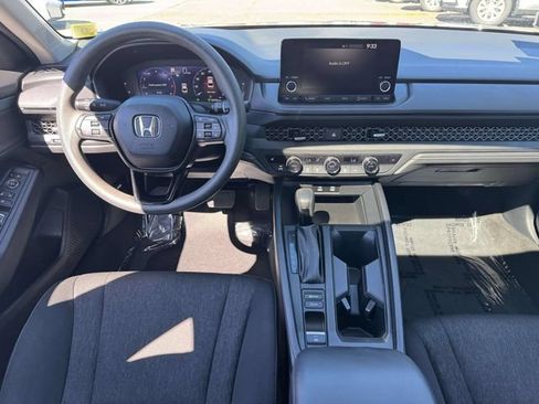 Certified 2023 Honda Accord EX image 12
