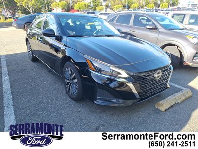 Used 2024 Nissan Altima 2.5 SV