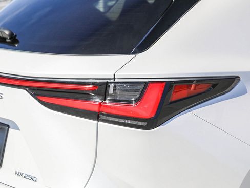 Used 2025 Lexus NX 250 FWD image 9