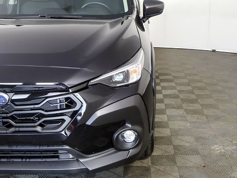 Used 2025 Subaru Crosstrek 2.5i Premium AWD/4WD image 12