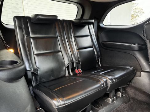 Used 2019 Dodge Durango SXT image 17