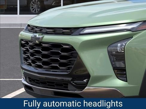 New 2026 Chevrolet Trax ACTIV w/ Sunroof Package FWD image 15
