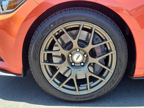 Used 2015 Ford Mustang GT Premium w/ GT Performance Package RWD image 26